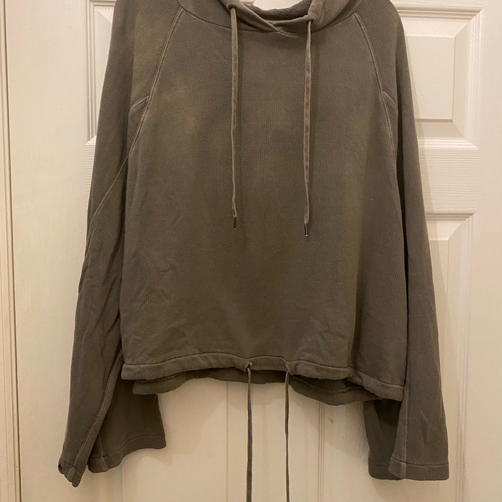 Large Splendid Forest Green Knit Sweater Top NWOT